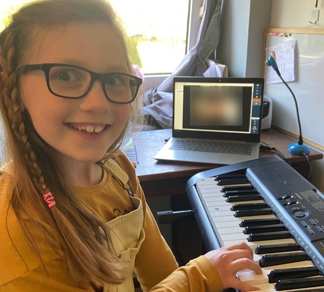Piano Lessons Teacher Teachers Frome Somerset BMT School of Music